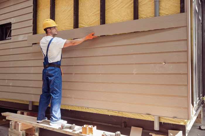Tips for Installing Vinyl Siding Along the Roofline Tips for Installing Vinyl Siding Along the Roofline