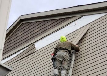 Pittsburgh Siding Repair Contractors - Bella Construction